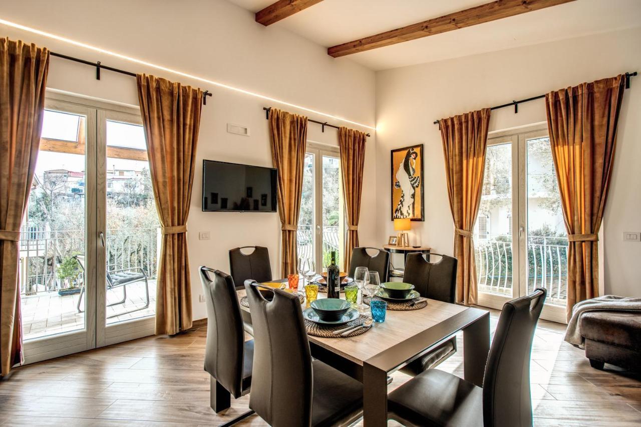 Chez Marie' - Modern Apartment In Countryside Sorrente Extérieur photo
